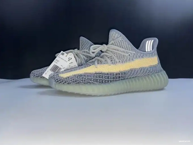 V2 Boost Ash Blue Yeezy GY7657 350 Adidas 0624